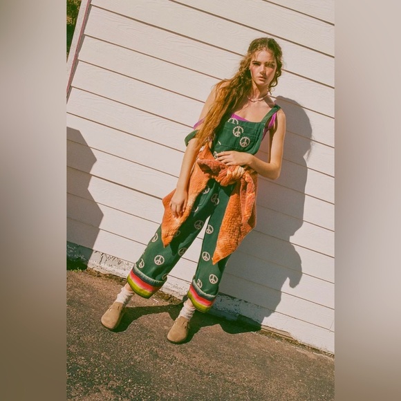 UO BDG Peace Out Overall Dark Green XS - Picture 1 of 14